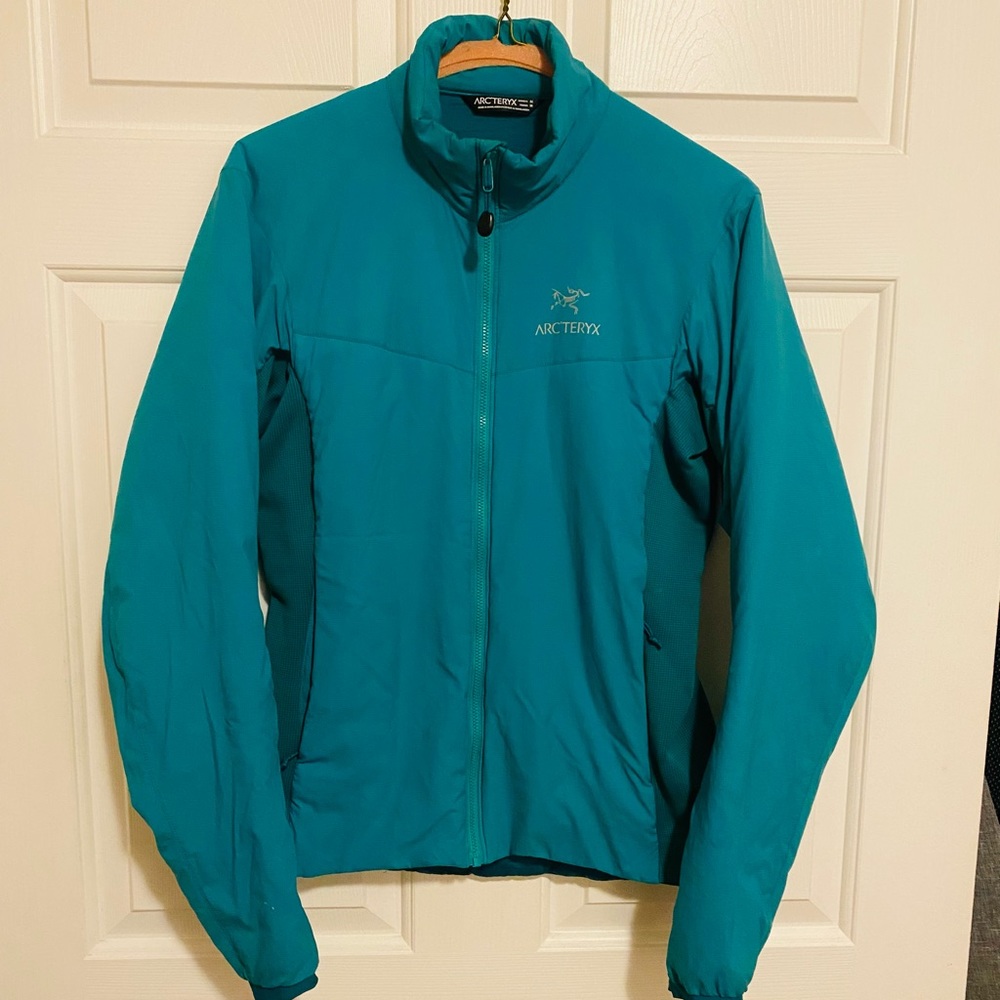 Women’s lightweight jacket